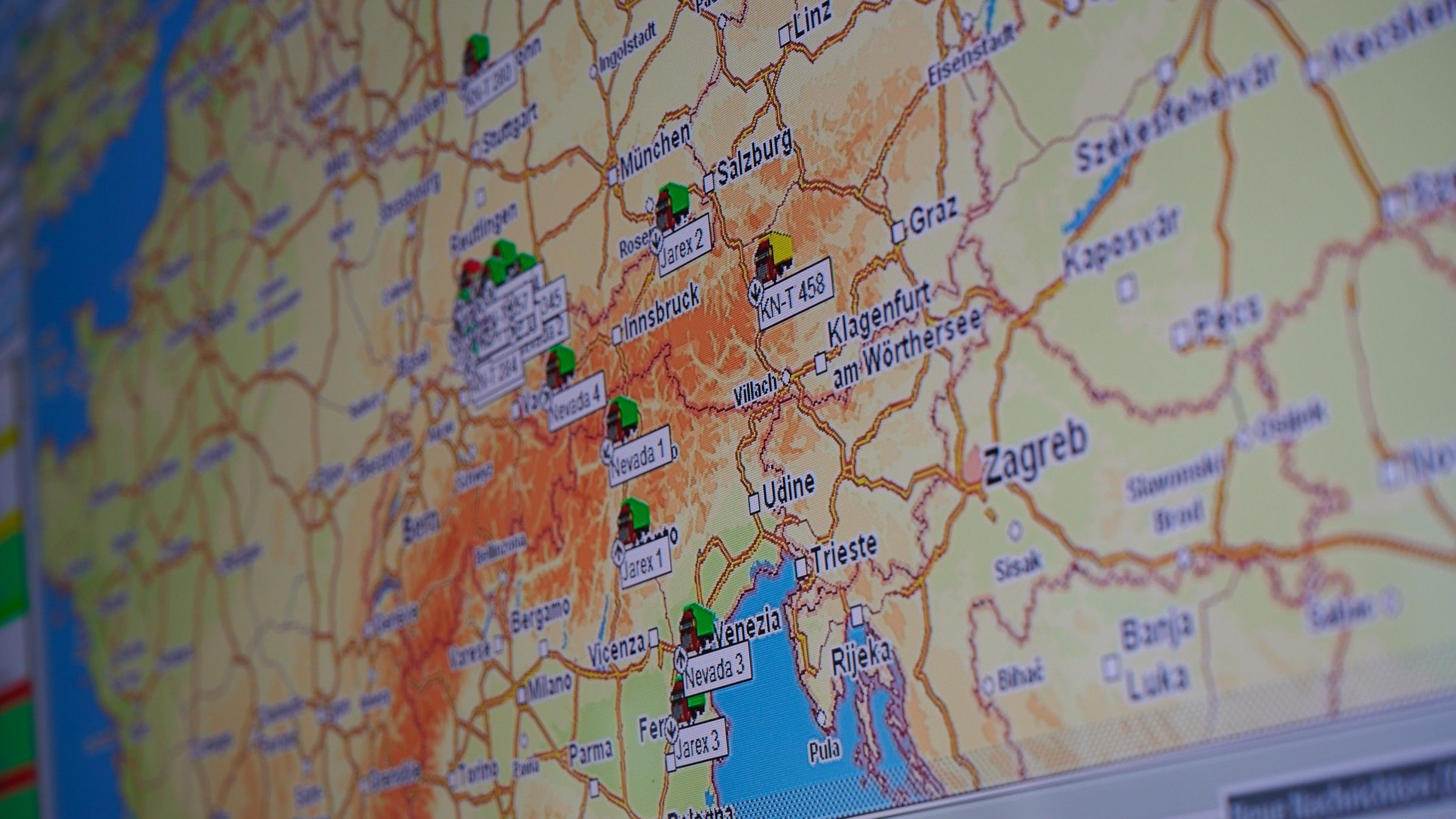 Dispositions Karte von Europa auf einem PC Bildschirm