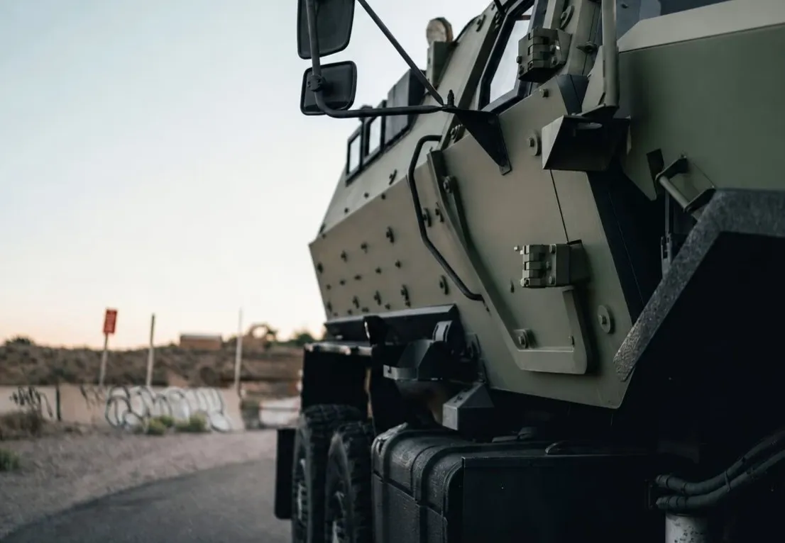 militärisches Fahrzeug zur Verteidigung